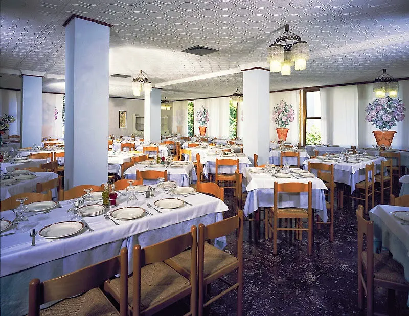 Hotel Bolivar Lido di Jesolo 3*,
